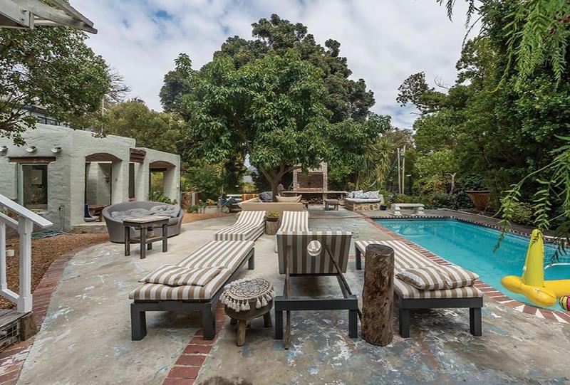 8 Bedroom Property for Sale in Hout Bay Western Cape